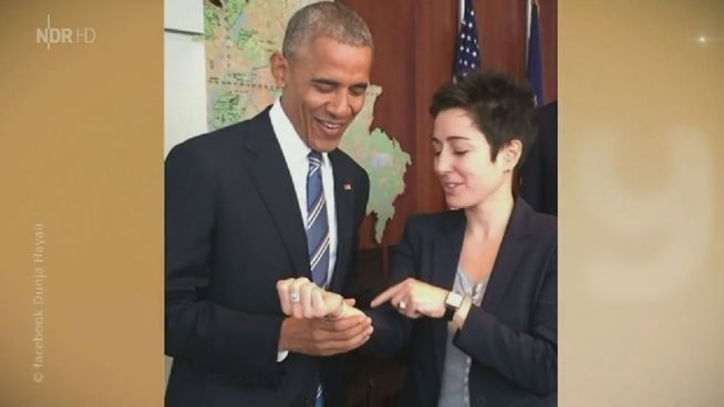 Dunja Hayali: Tattoo-Geheimnis mit Obama gelüftet